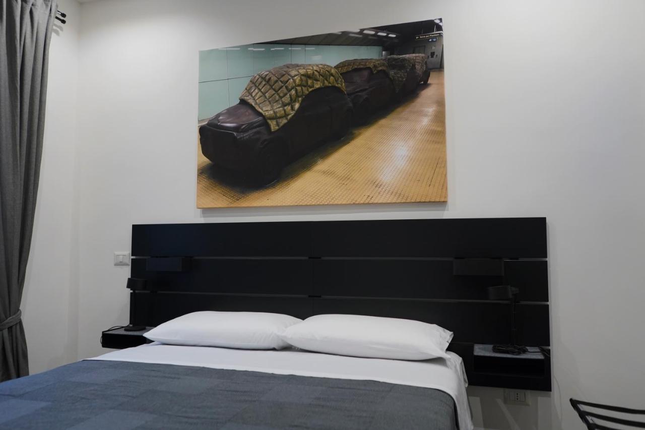 Bed and Breakfast Dimora Metro Santacroce Neapel Exterior foto